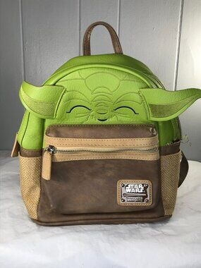 Disney parks Exclusive Star Wars Master YODA Loungefly Mini Backpack Bag SEE PIC
